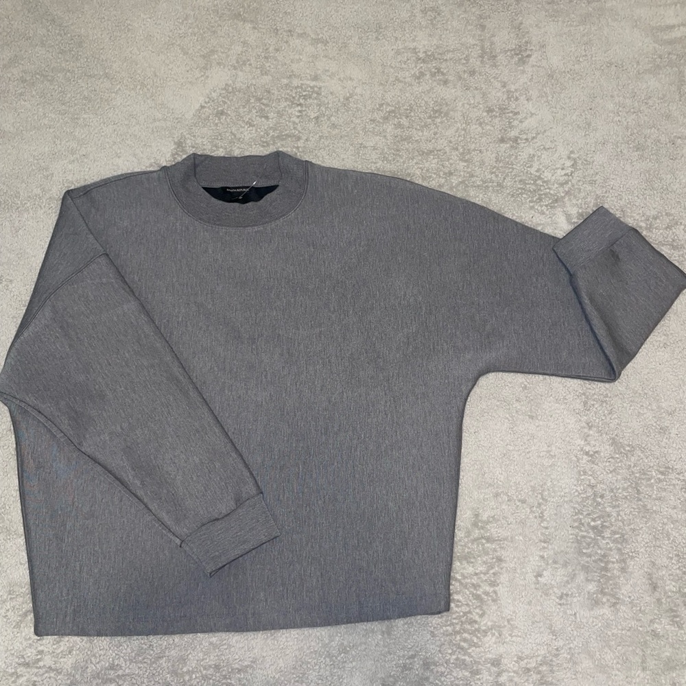 Banana Republic - Cropped Sweater / size S / NWOT